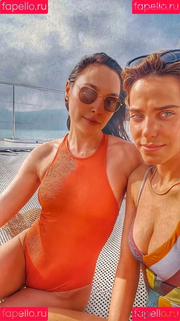 gal_gadot Onlyfans Photo Gallery 