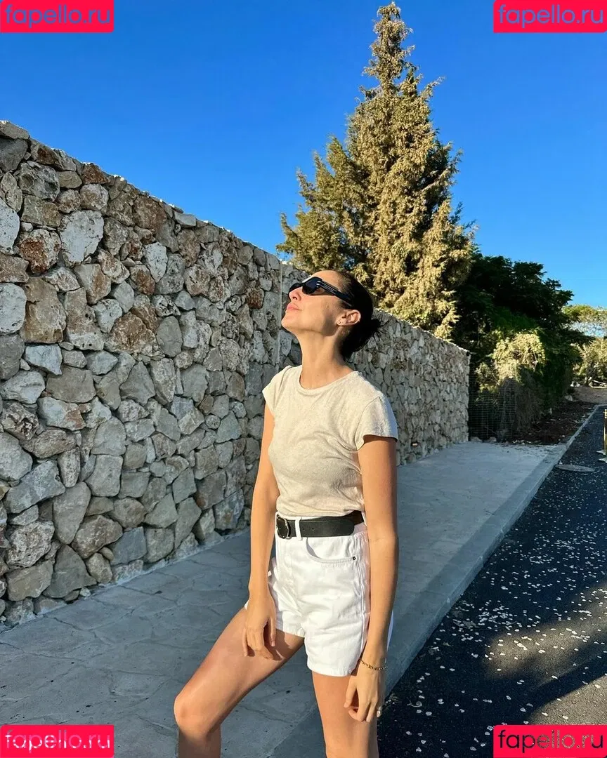gal_gadot Onlyfans Photo Gallery 