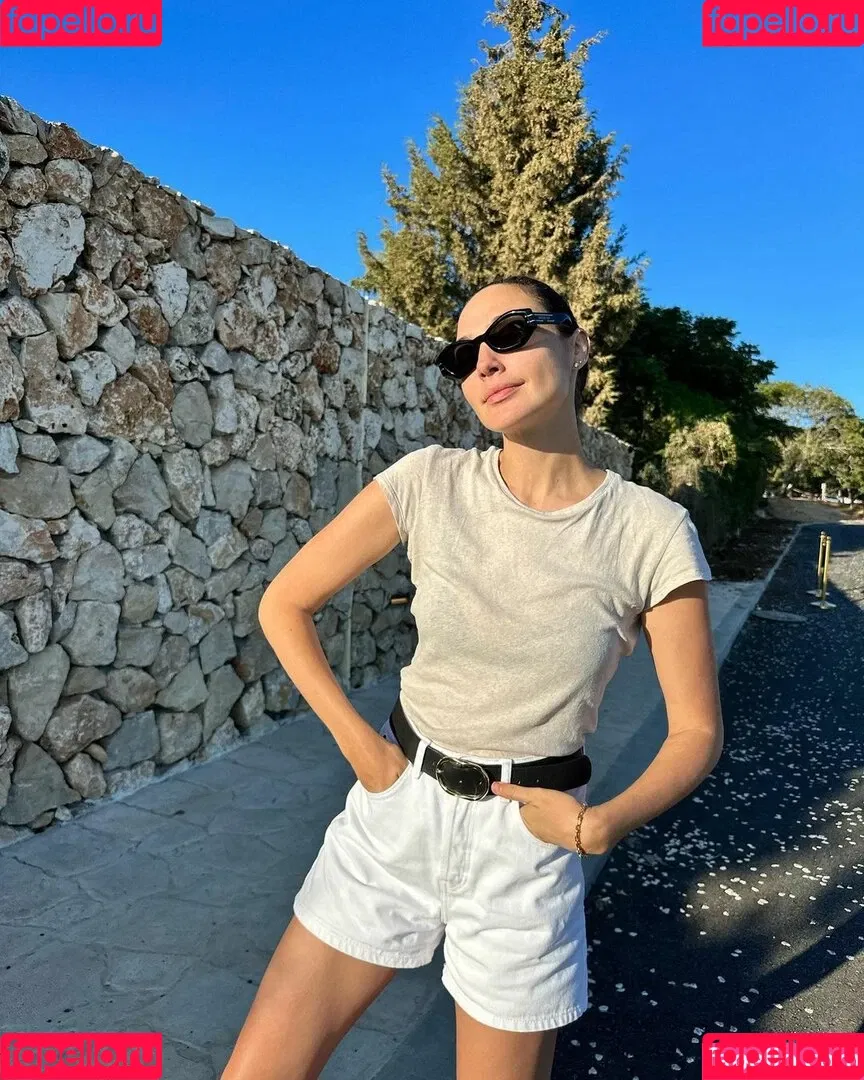 gal_gadot Onlyfans Photo Gallery 
