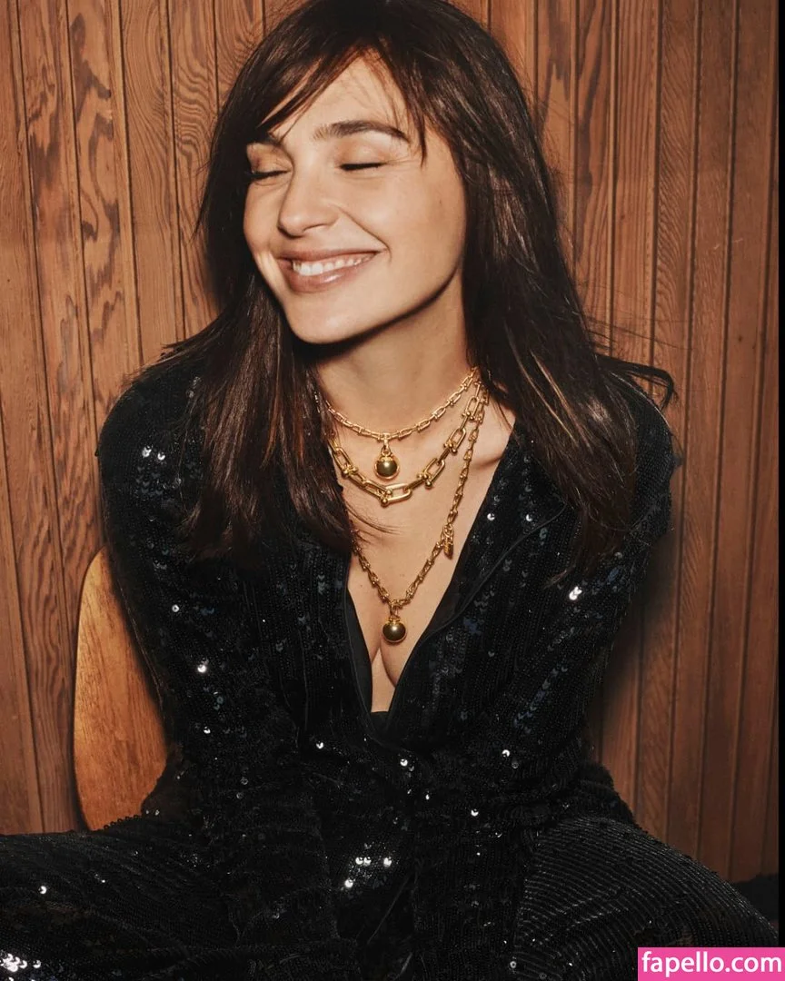 gal_gadot Onlyfans Photo Gallery 