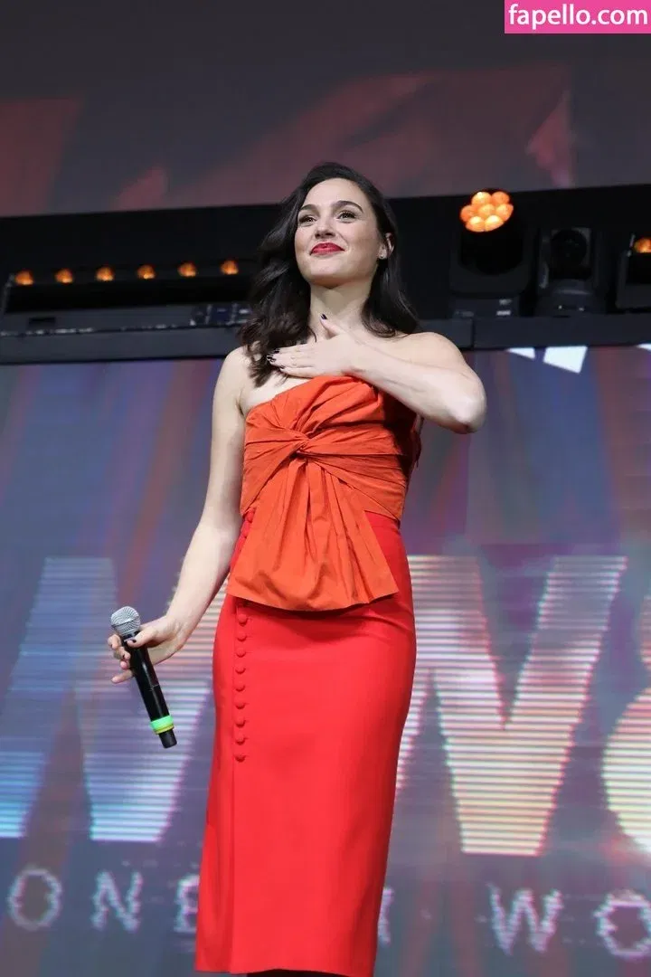 gal_gadot Onlyfans Photo Gallery 