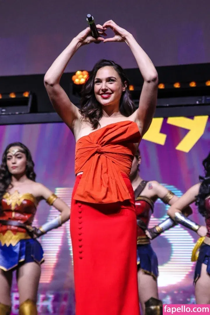 gal_gadot Onlyfans Photo Gallery 