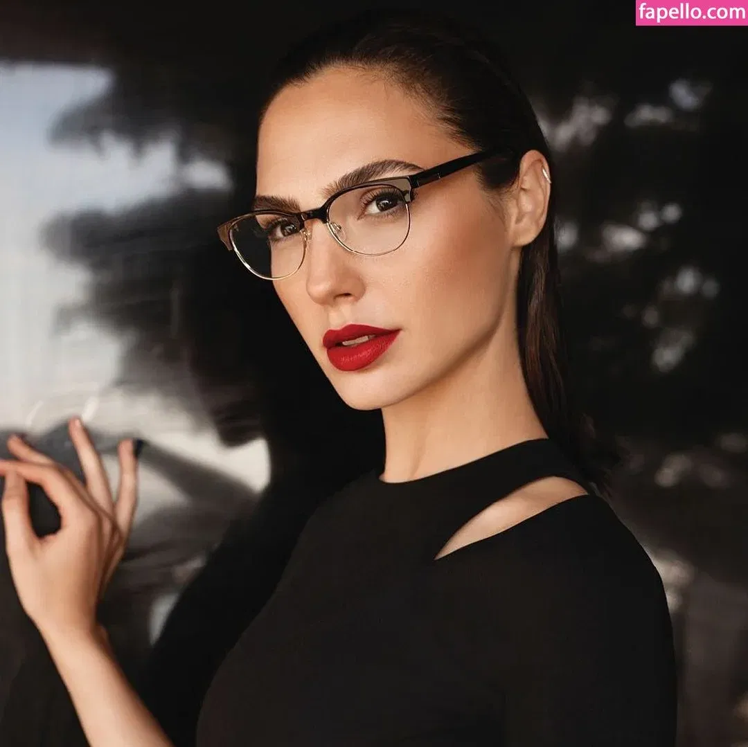 gal_gadot Onlyfans Photo Gallery 