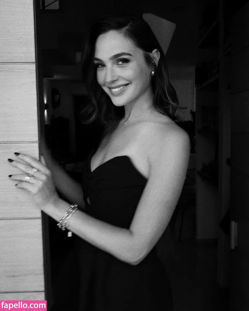 gal_gadot Onlyfans Photo Gallery 