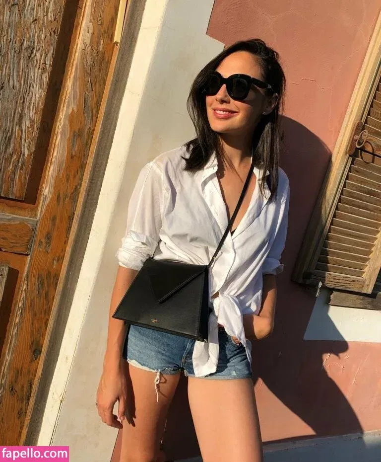 gal_gadot Onlyfans Photo Gallery 