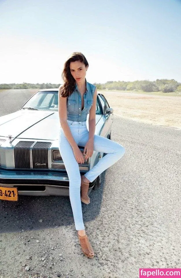 gal_gadot Onlyfans Photo Gallery 