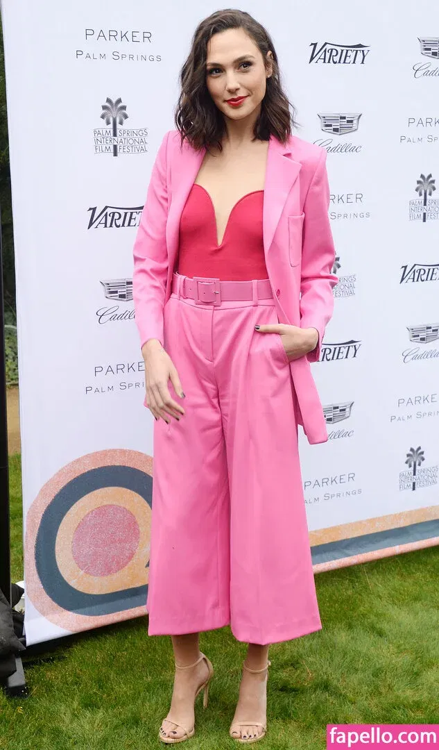 gal_gadot Onlyfans Photo Gallery 