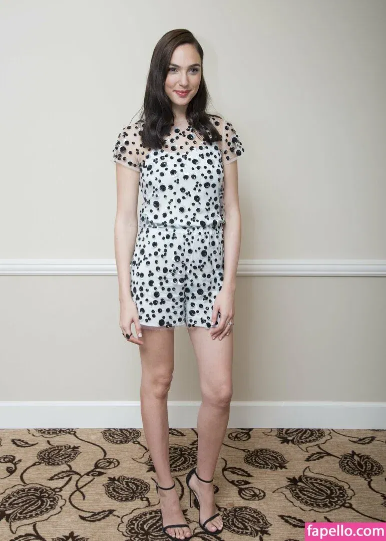 gal_gadot Onlyfans Photo Gallery 