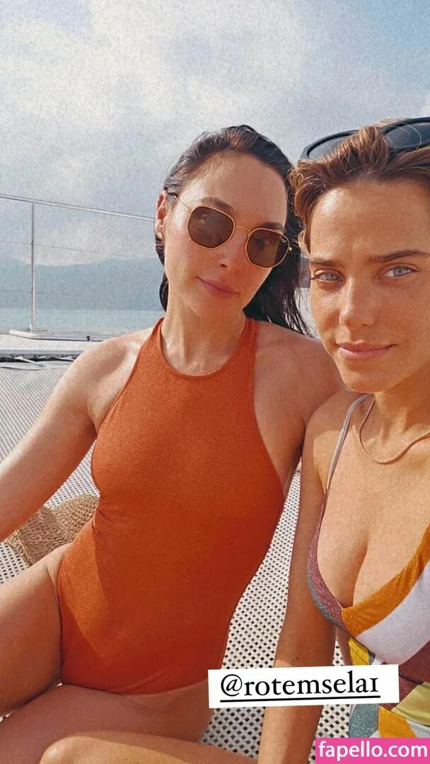 gal_gadot Onlyfans Photo Gallery 