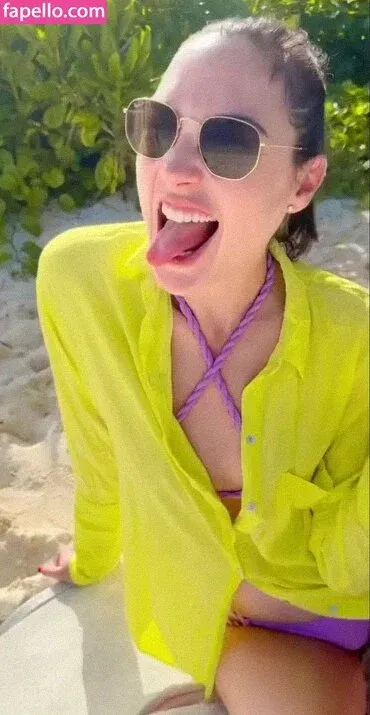 gal_gadot Onlyfans Photo Gallery 