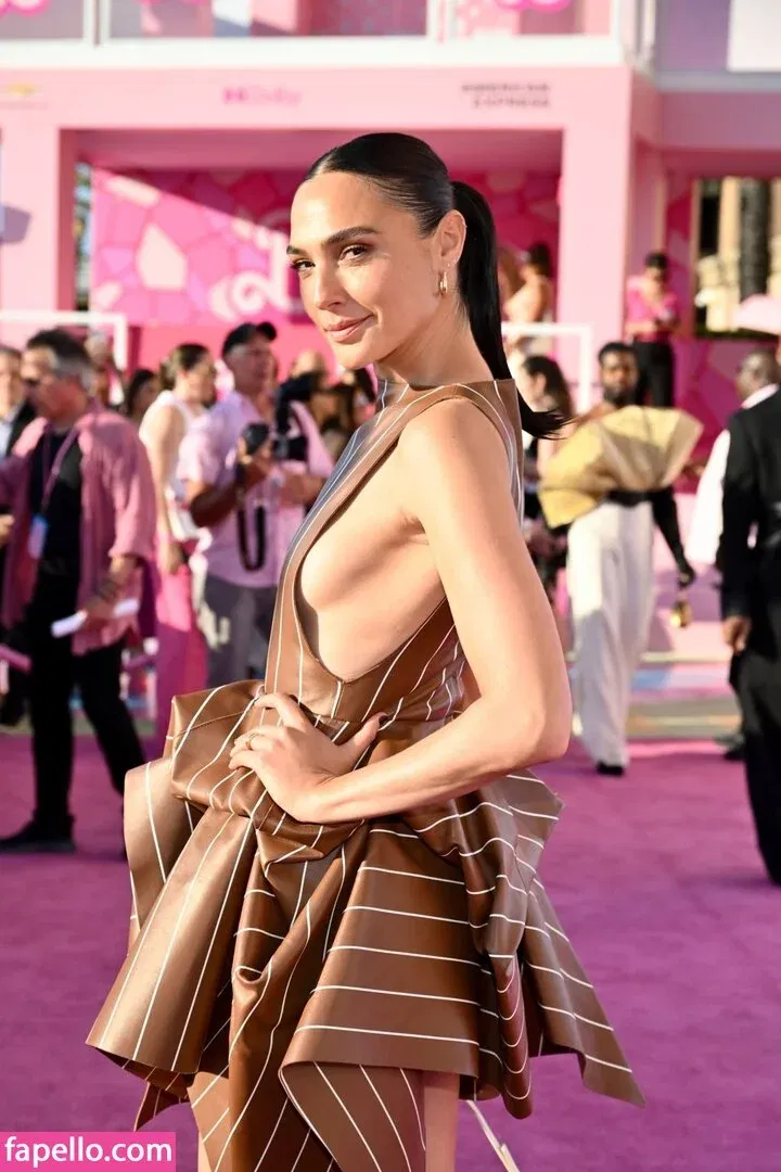 gal_gadot Onlyfans Photo Gallery 