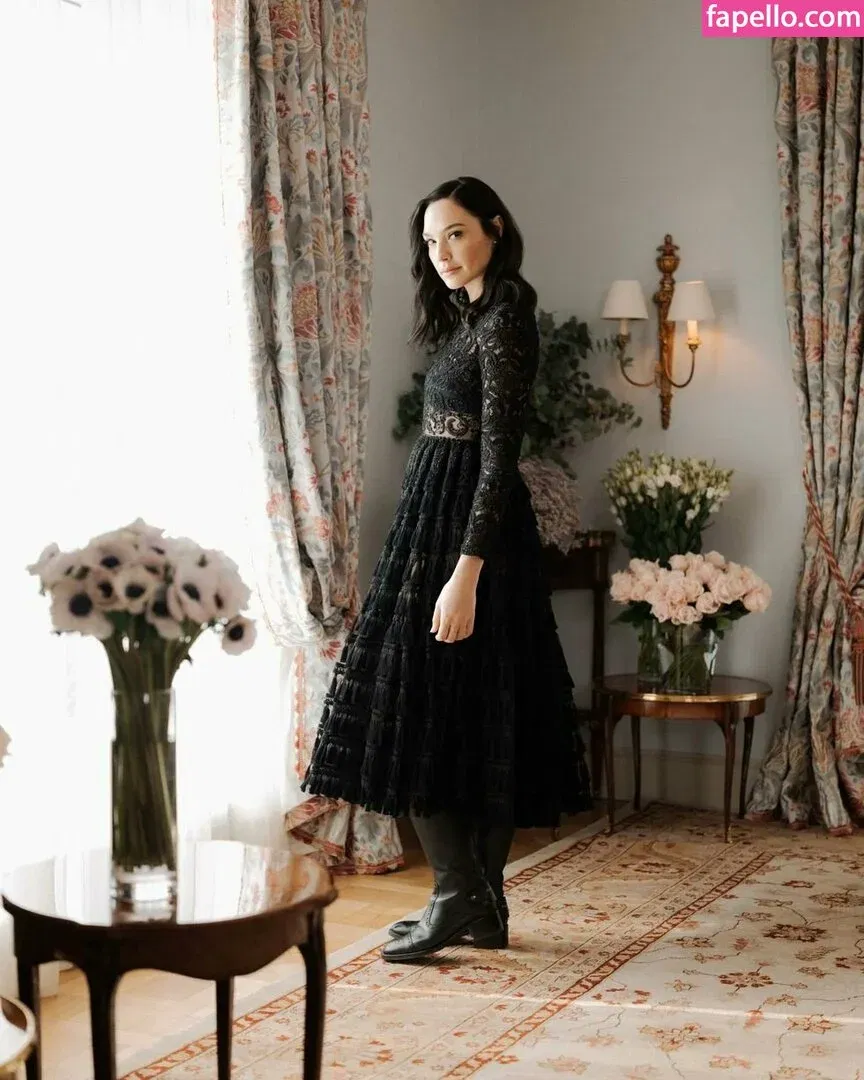 gal_gadot Onlyfans Photo Gallery 