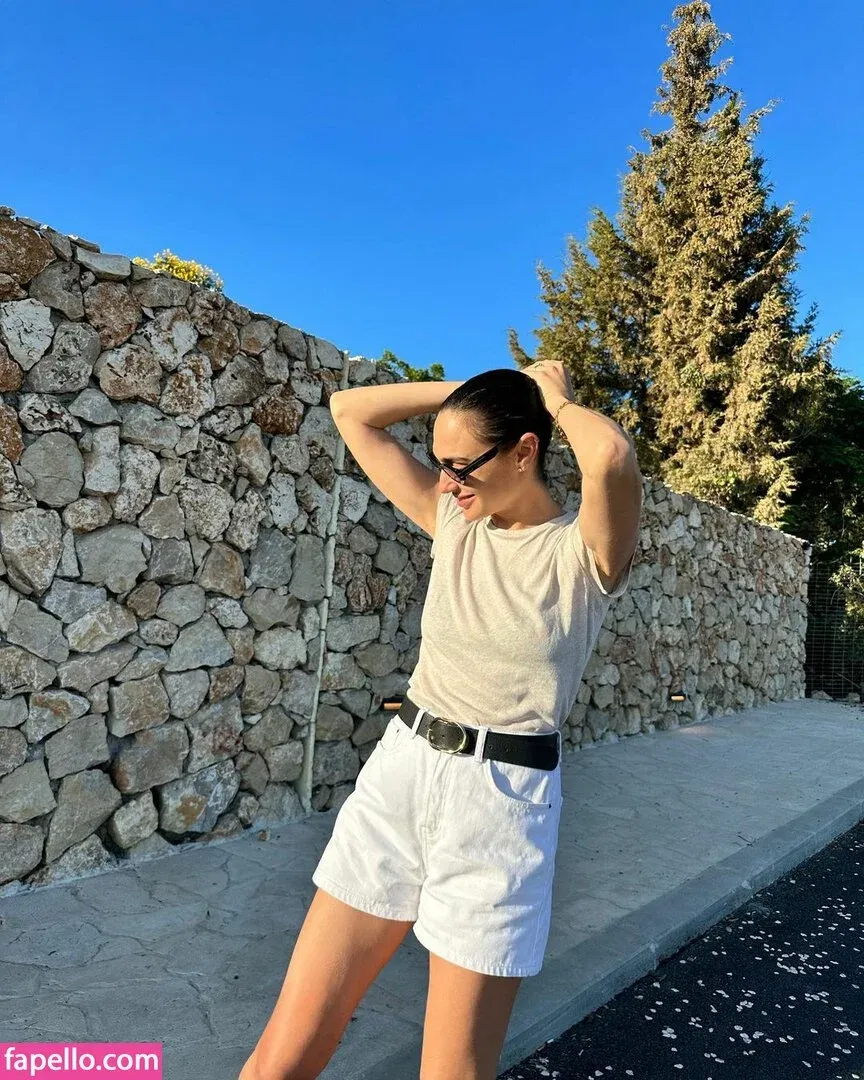 gal_gadot Onlyfans Photo Gallery 