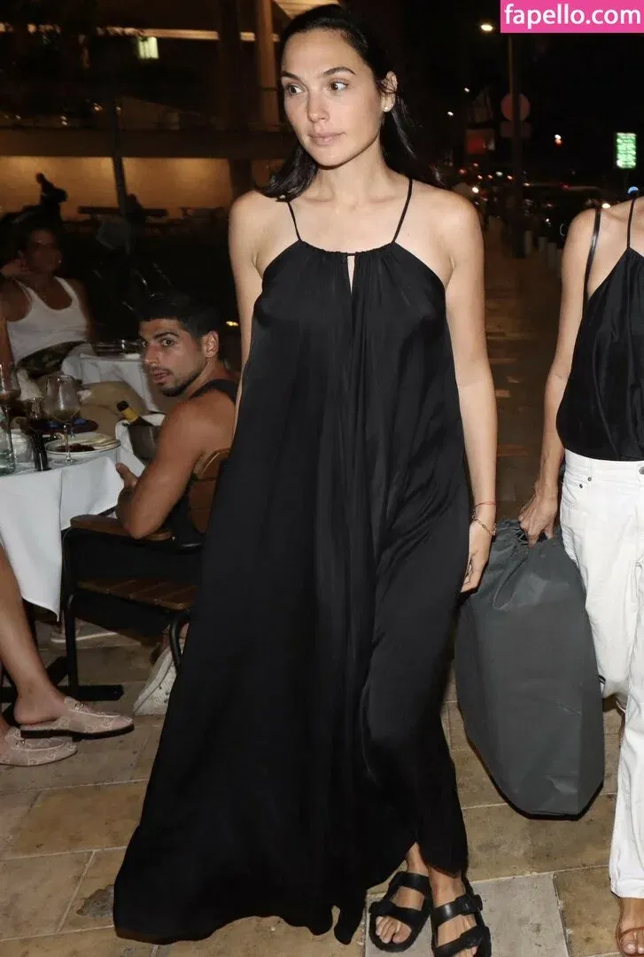 gal_gadot Onlyfans Photo Gallery 