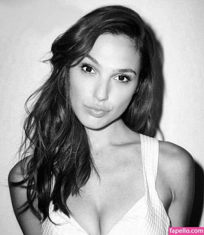 gal_gadot Onlyfans Photo Gallery 
