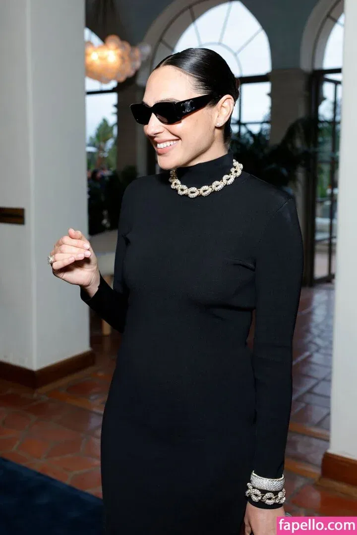 gal_gadot Onlyfans Photo Gallery 