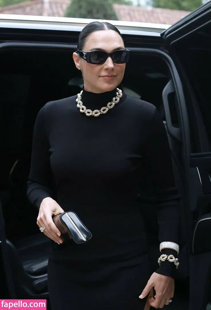 gal_gadot Onlyfans Photo Gallery 