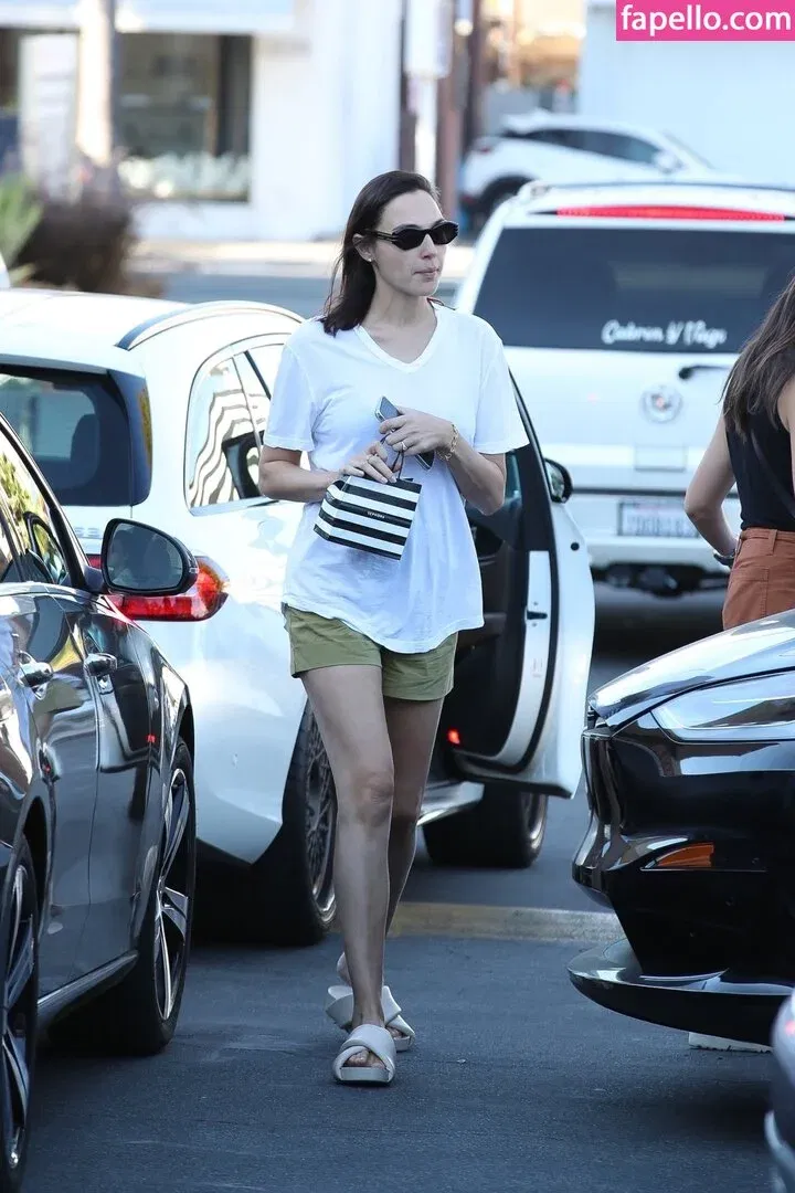 gal_gadot Onlyfans Photo Gallery 