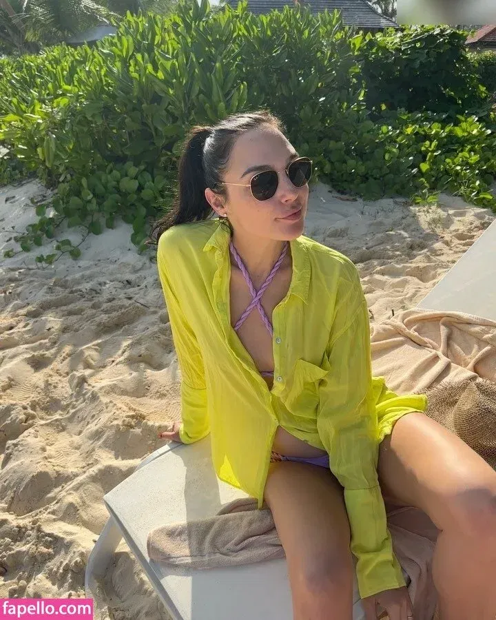 gal_gadot Onlyfans Photo Gallery 