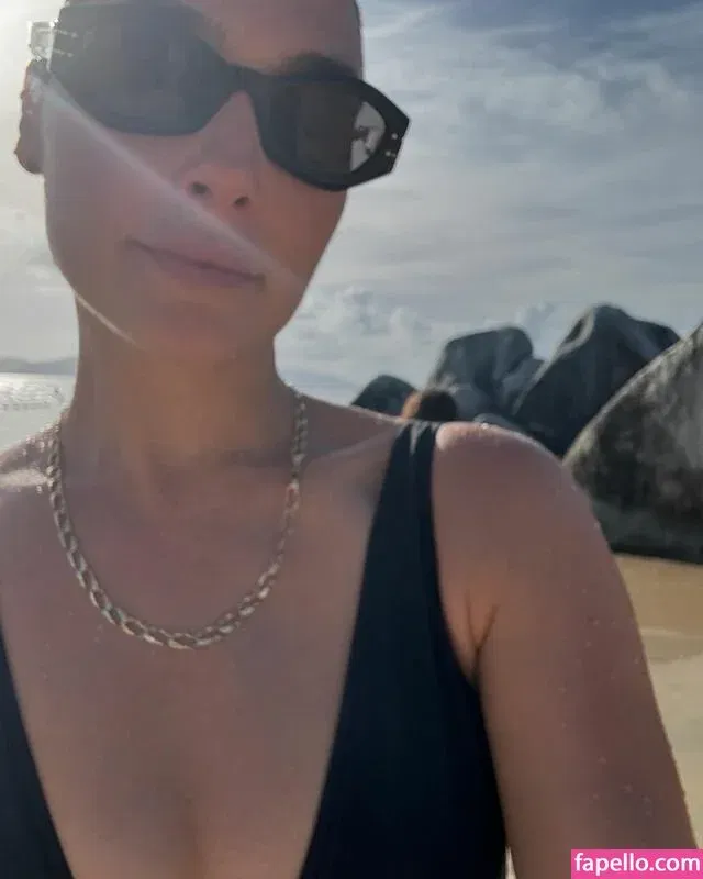 gal_gadot Onlyfans Photo Gallery 