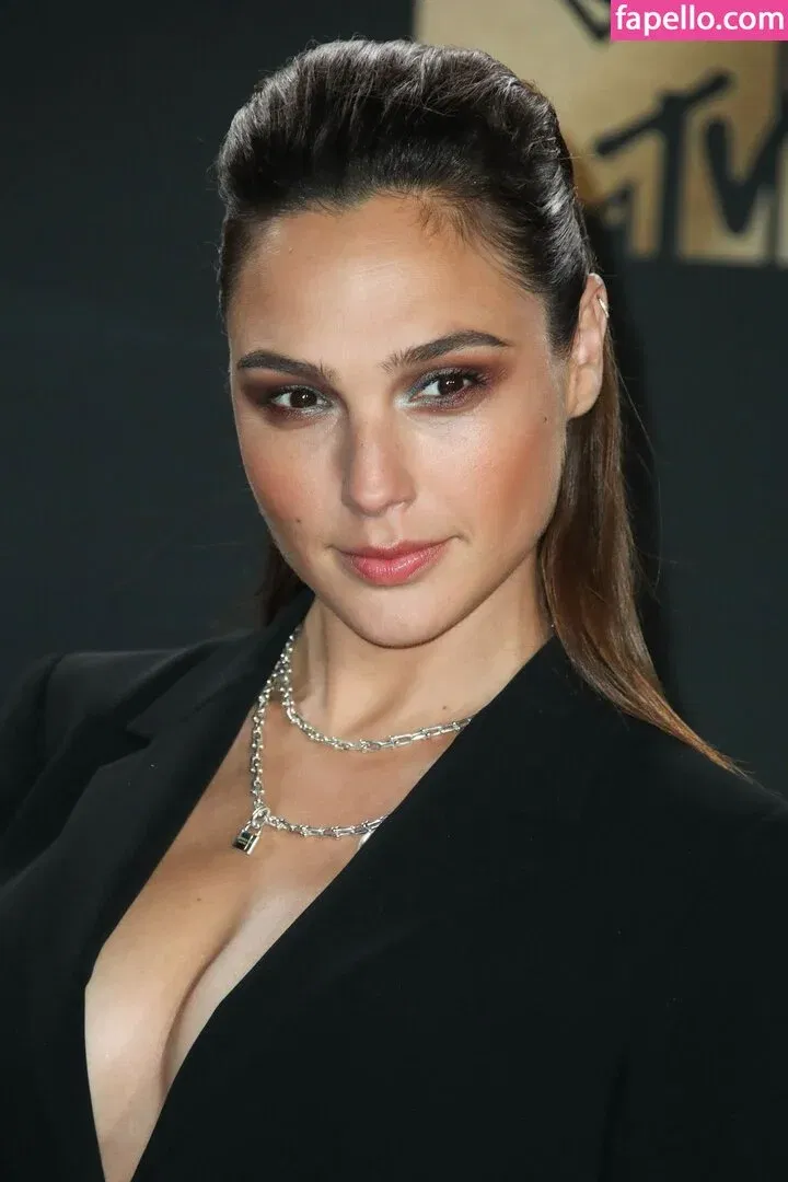 gal_gadot Onlyfans Photo Gallery 