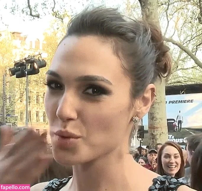 gal_gadot Onlyfans Photo Gallery 