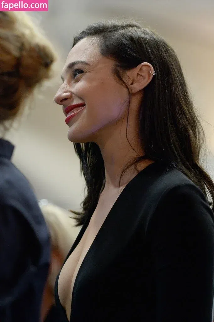 gal_gadot Onlyfans Photo Gallery 