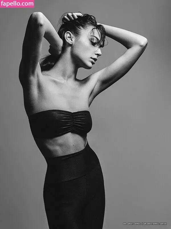 gal_gadot Onlyfans Photo Gallery 