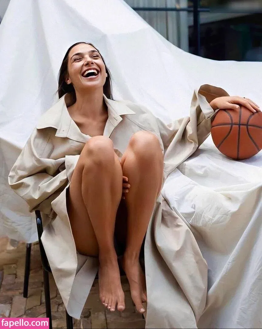 gal_gadot Onlyfans Photo Gallery 