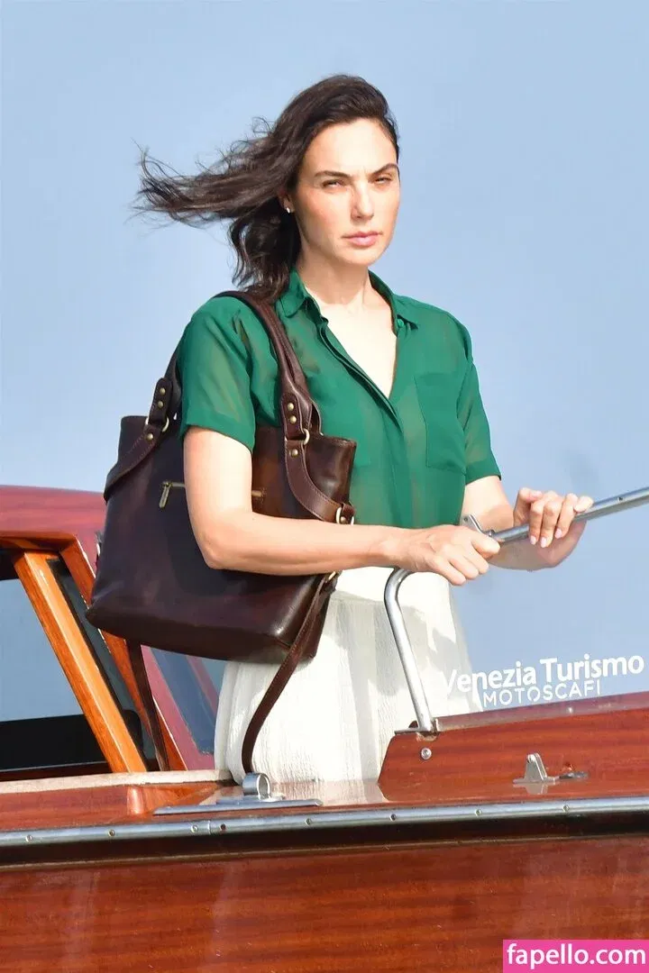 gal_gadot Onlyfans Photo Gallery 