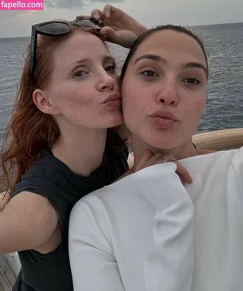 gal_gadot Onlyfans Photo Gallery 