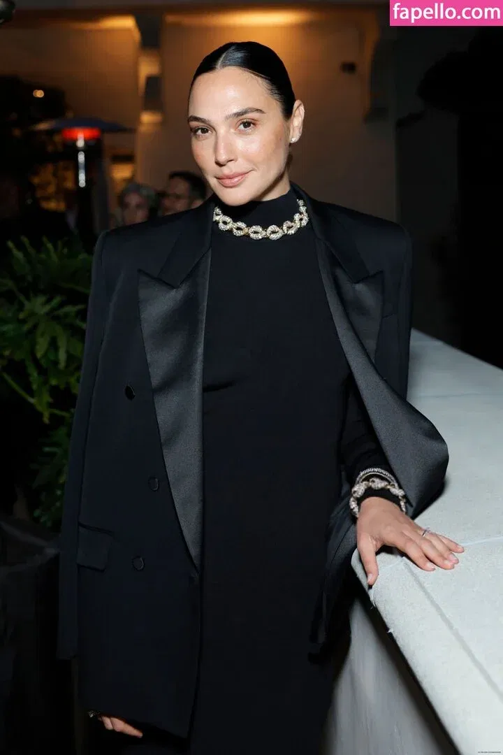 gal_gadot Onlyfans Photo Gallery 