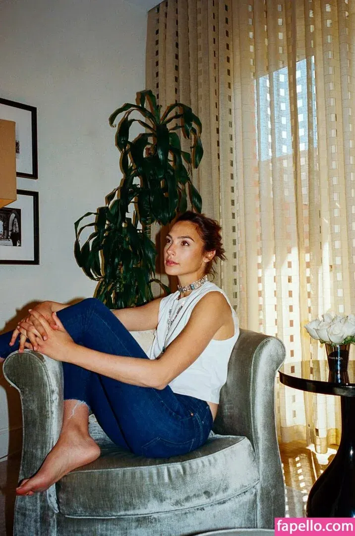 gal_gadot Onlyfans Photo Gallery 