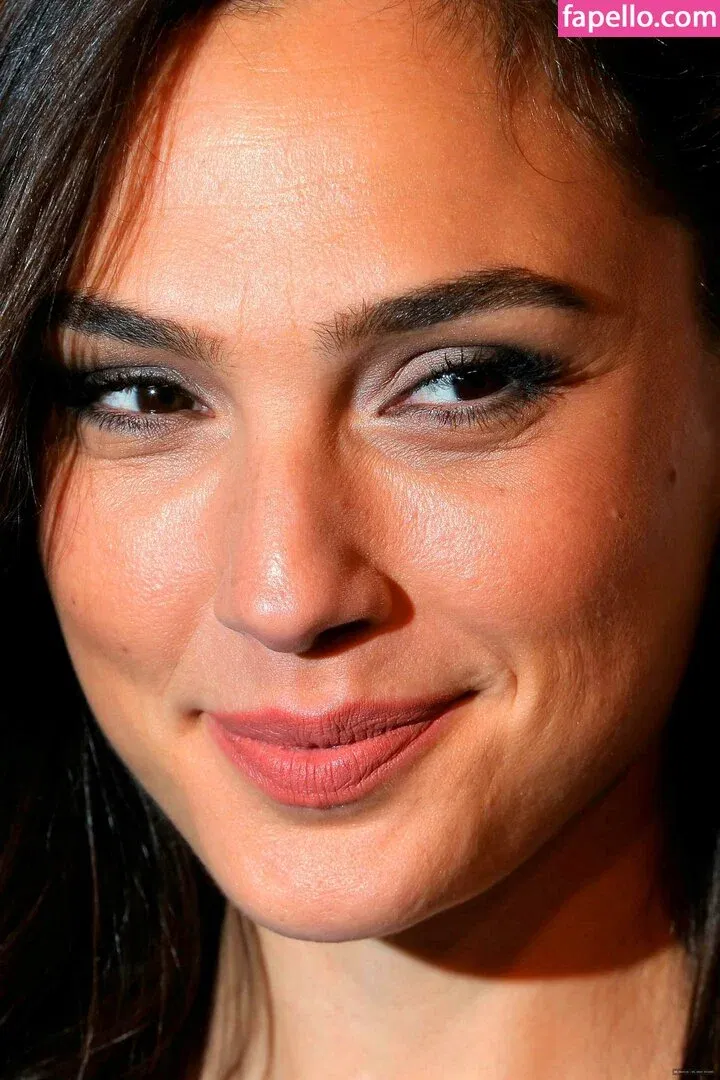 gal_gadot Onlyfans Photo Gallery 
