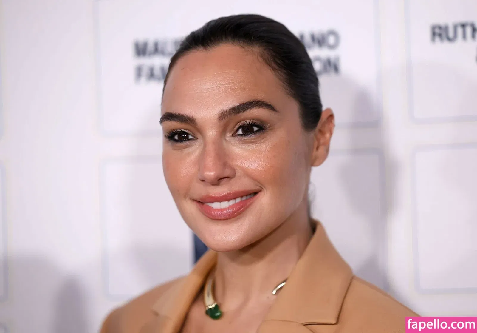 gal_gadot Onlyfans Photo Gallery 