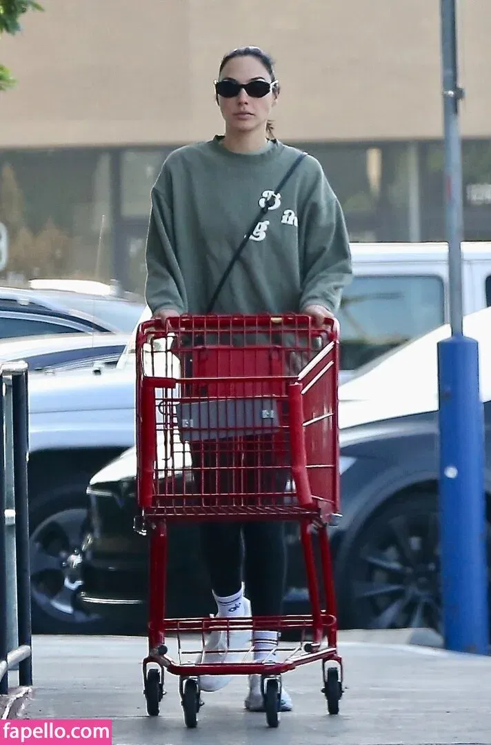 gal_gadot Onlyfans Photo Gallery 