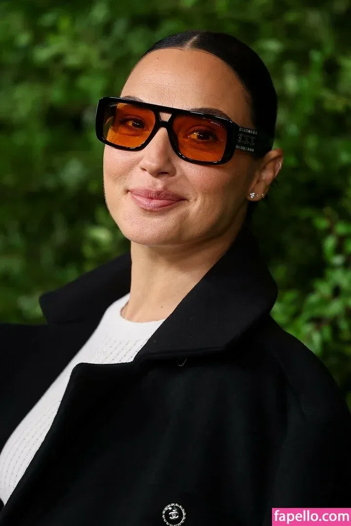 gal_gadot Onlyfans Photo Gallery 