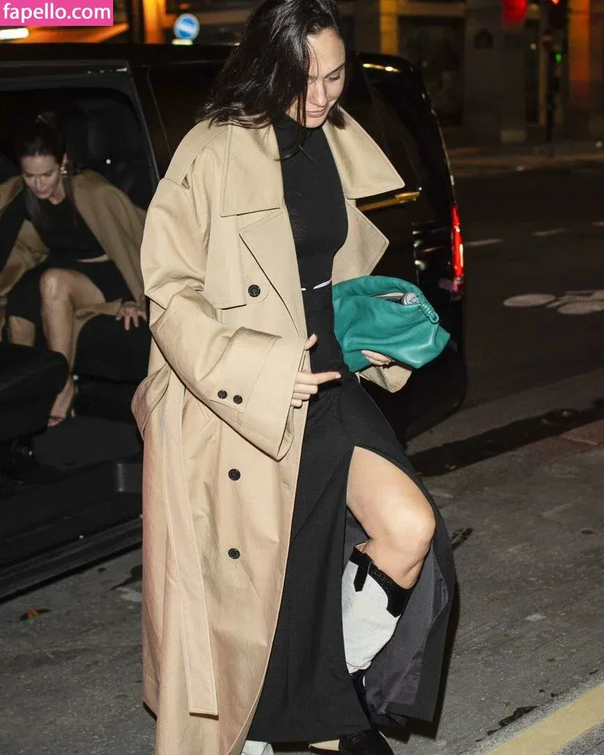 gal_gadot Onlyfans Photo Gallery 