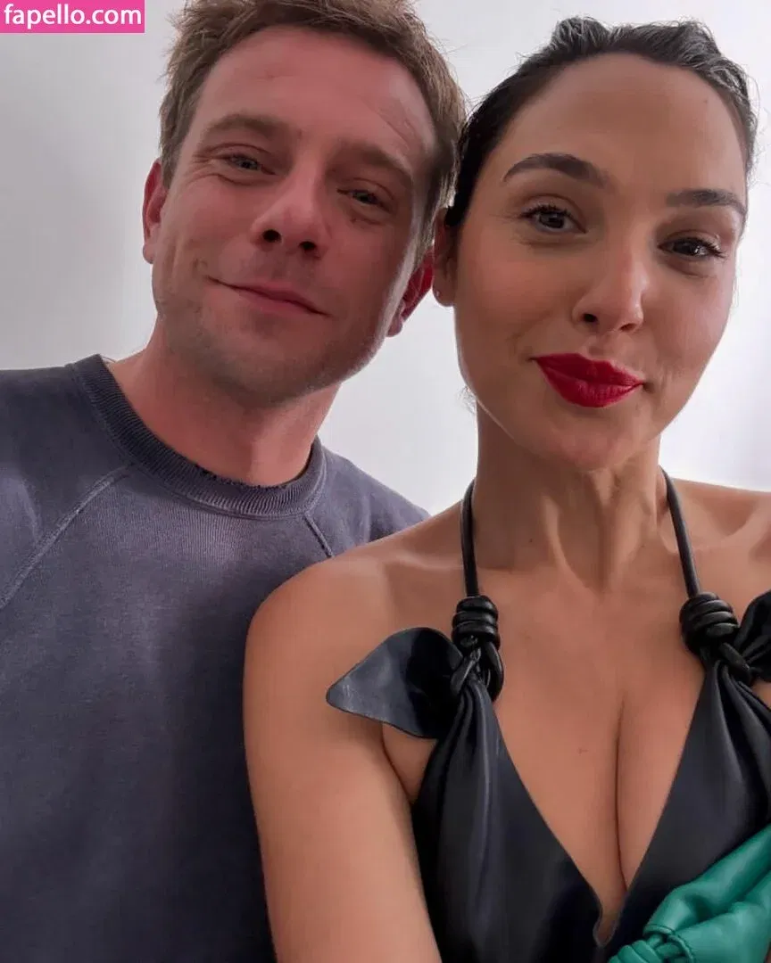 gal_gadot Onlyfans Photo Gallery 