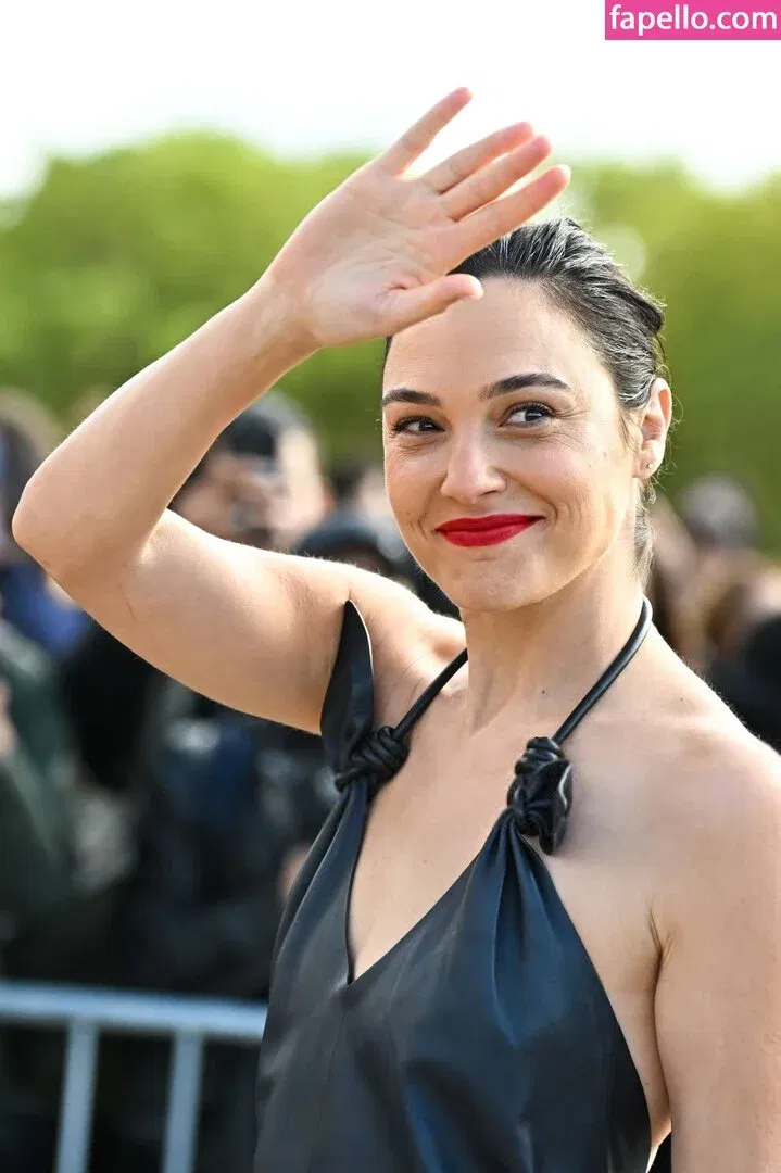 gal_gadot Onlyfans Photo Gallery 