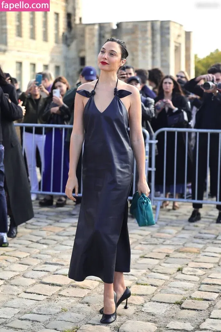 gal_gadot Onlyfans Photo Gallery 