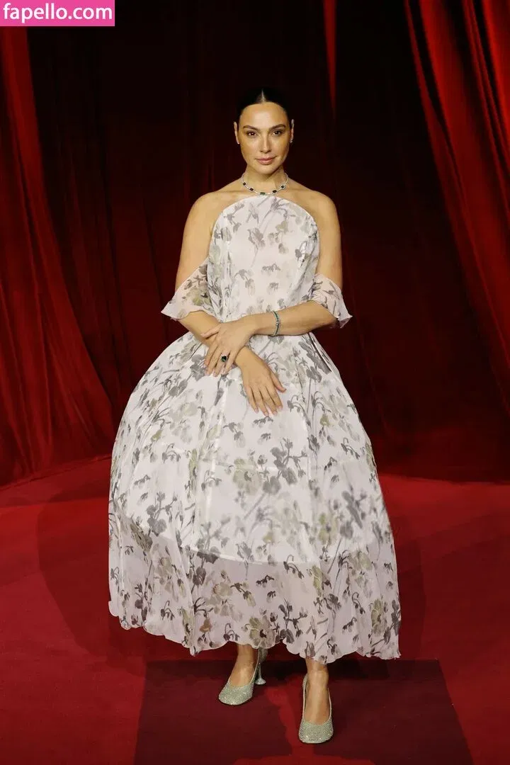 gal_gadot Onlyfans Photo Gallery 