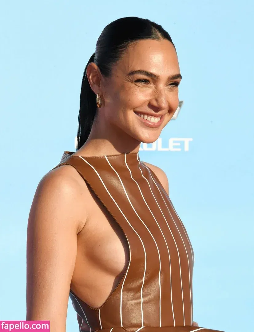 gal_gadot Onlyfans Photo Gallery 
