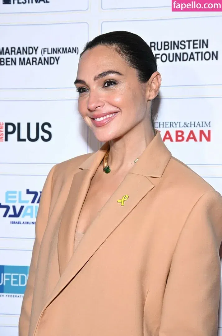 gal_gadot Onlyfans Photo Gallery 