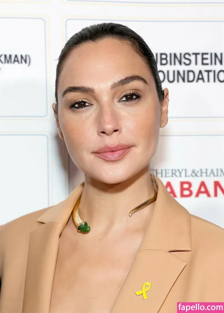 gal_gadot Onlyfans Photo Gallery 
