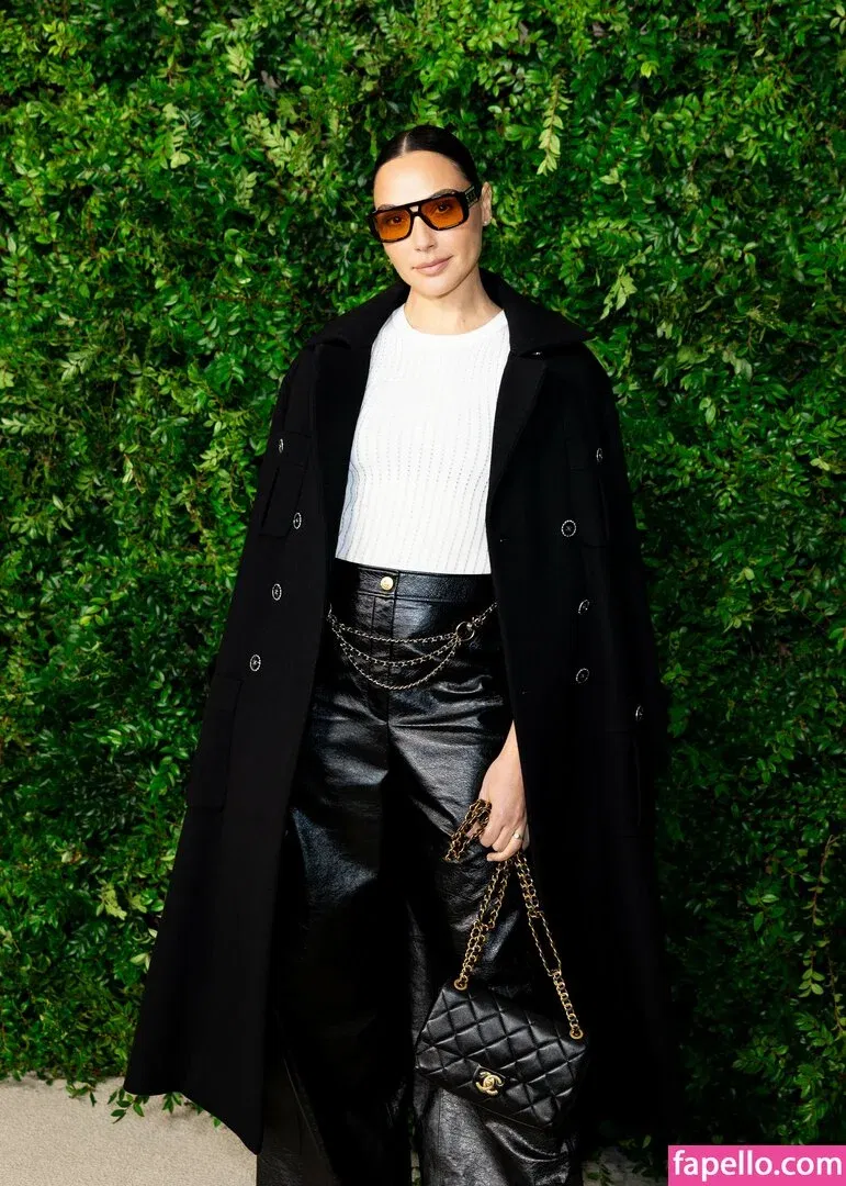 gal_gadot Onlyfans Photo Gallery 