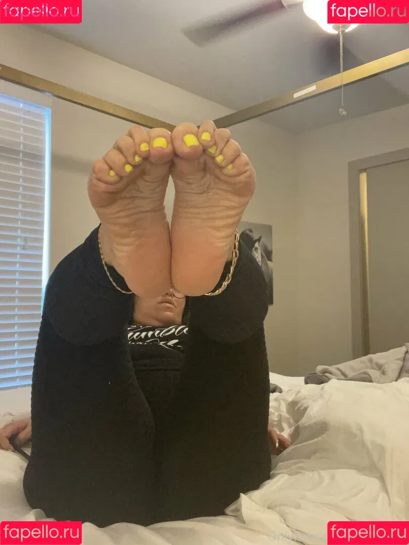 servingfet Onlyfans Photo Gallery 