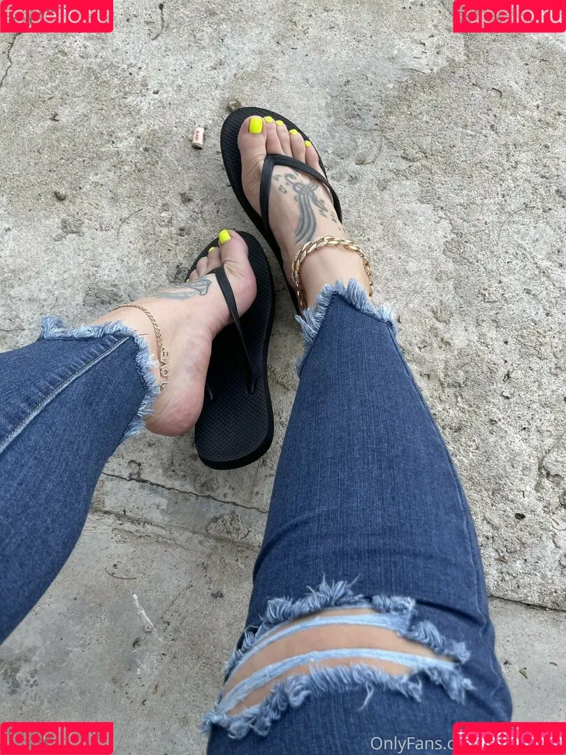 servingfet Onlyfans Photo Gallery 