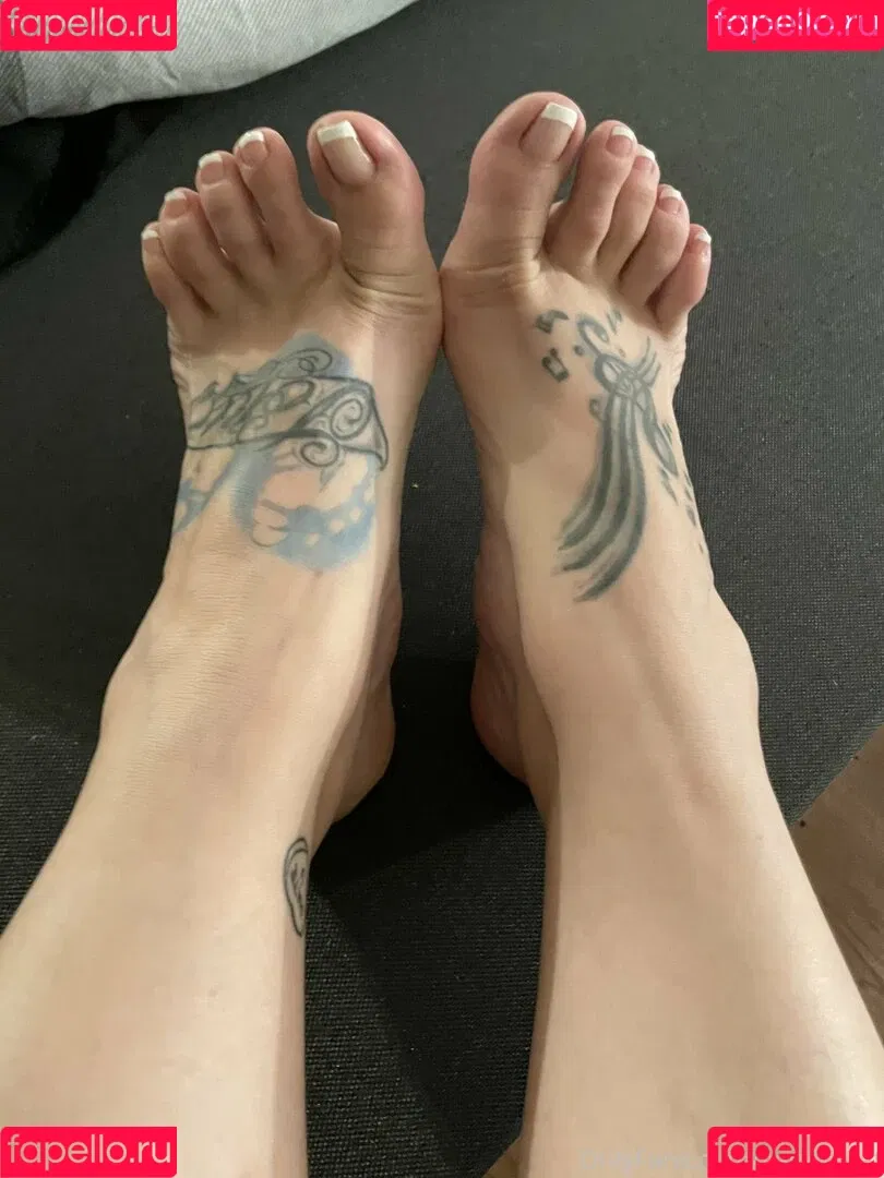 servingfet Onlyfans Photo Gallery 