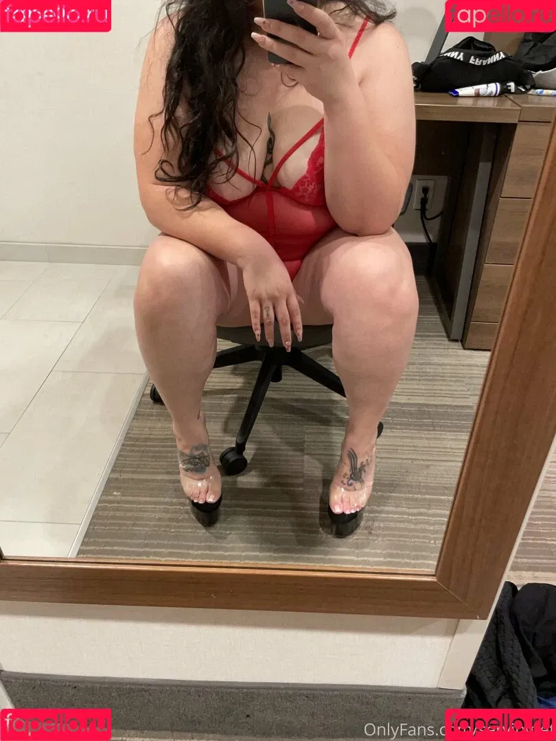 servingfet Onlyfans Photo Gallery 